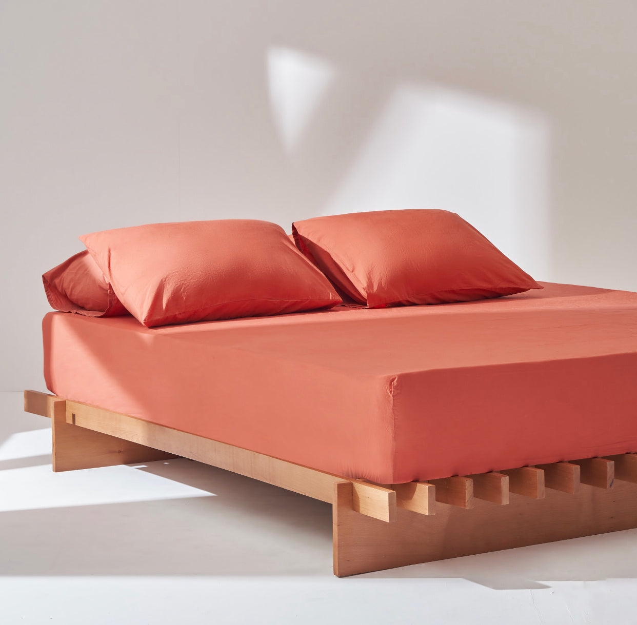 Washed Cotton Fitted Sheet set in Teracotta