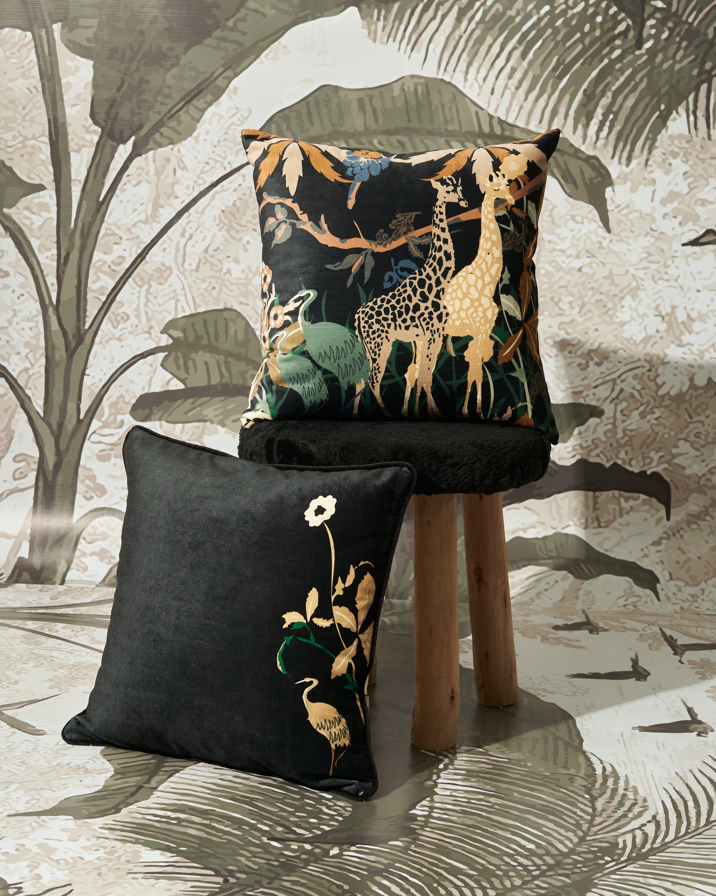 Giraffa - Velvet Cushion