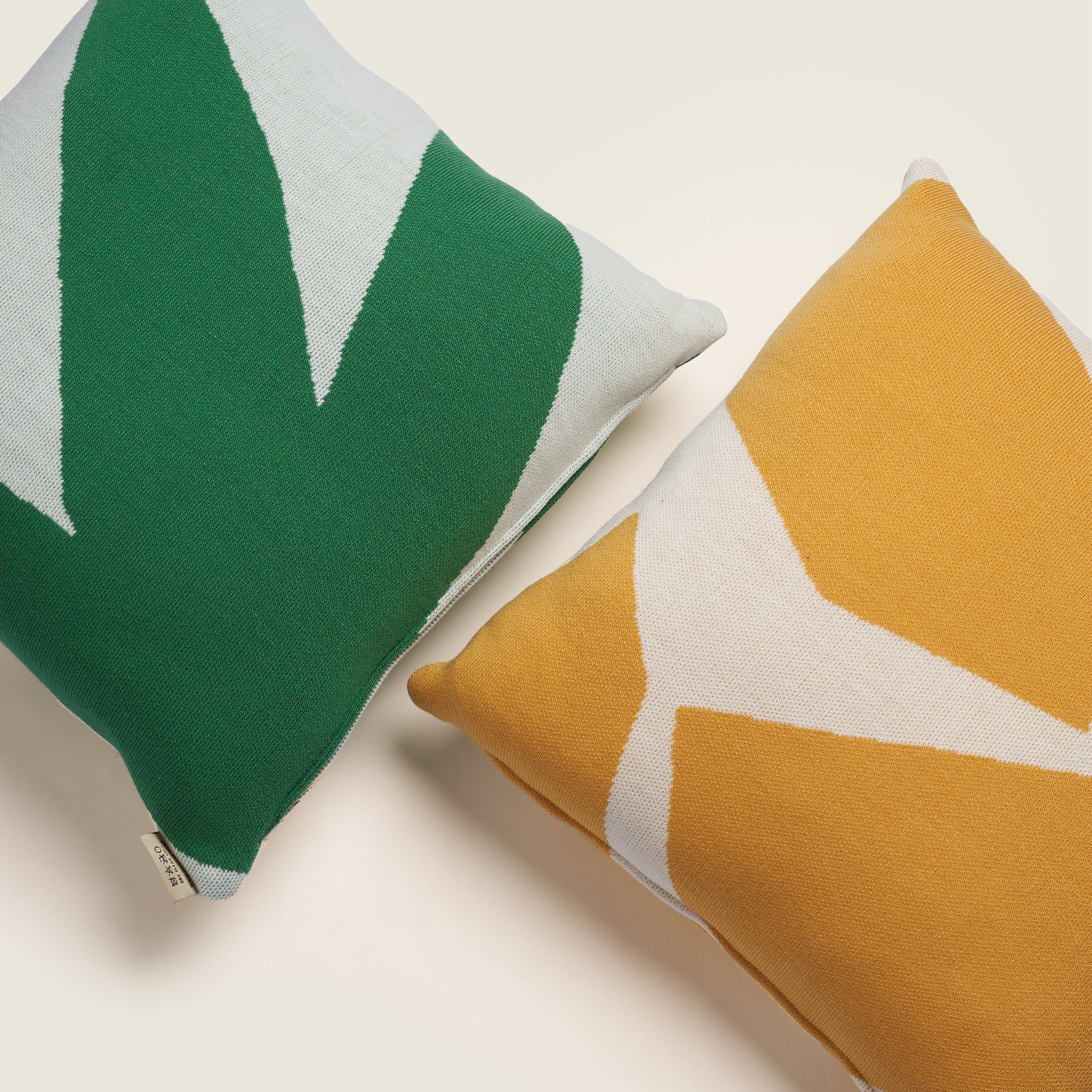 Mosaica Cushion